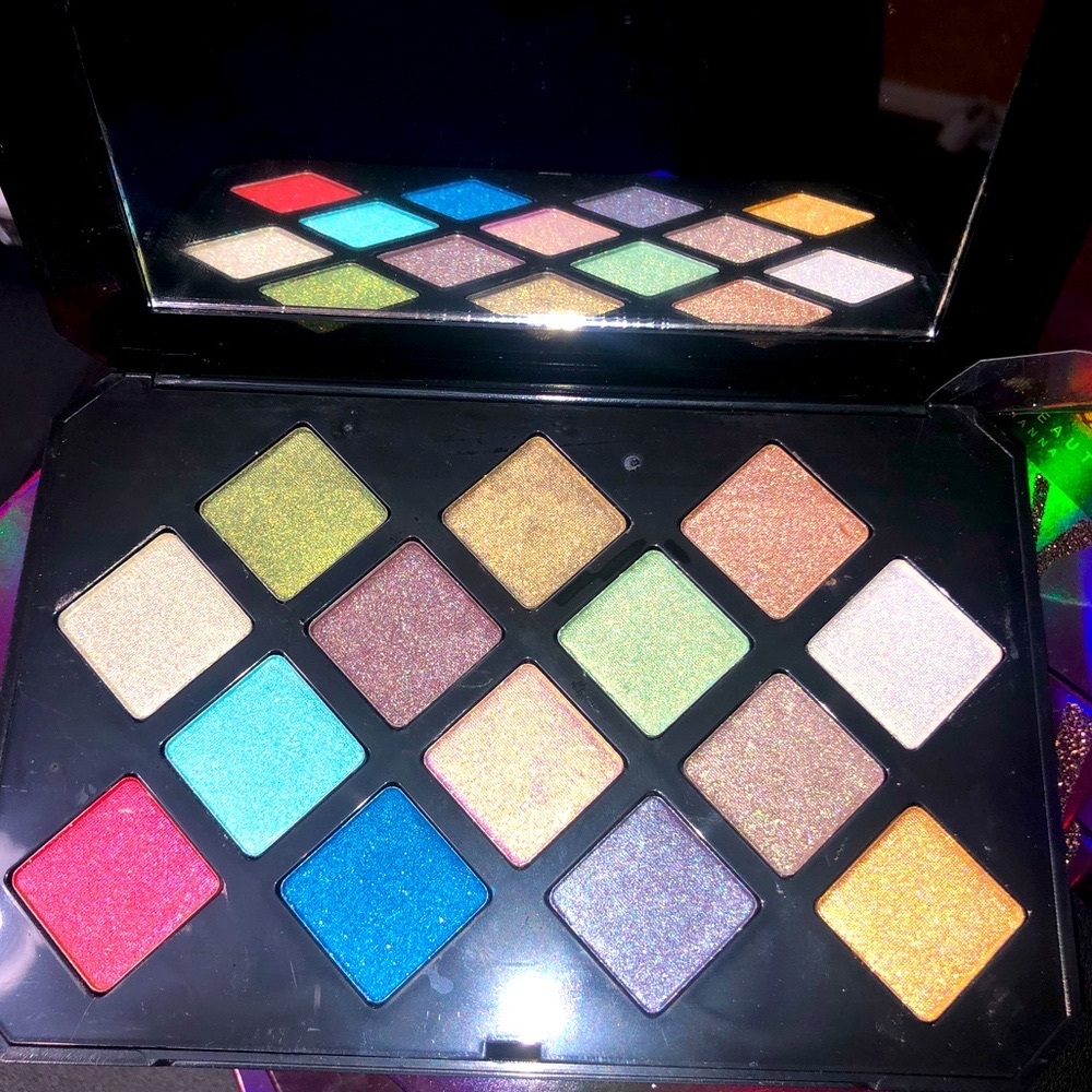 Eyeshadow Palette